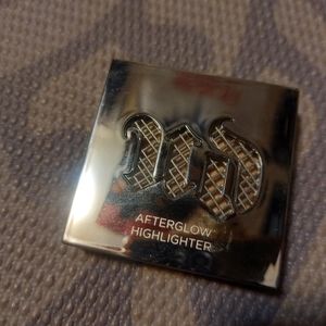 Urban decay highlighter in Sin